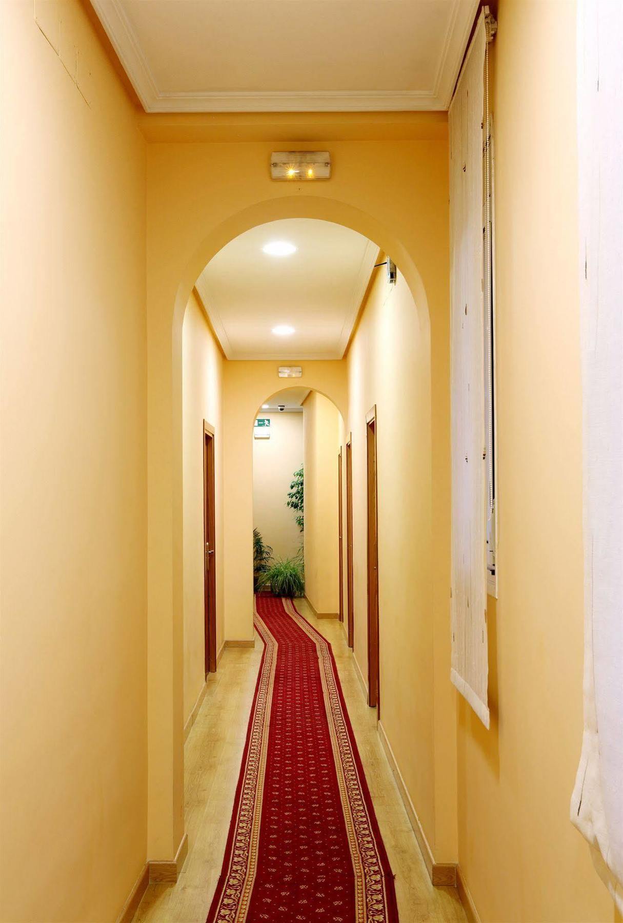 Hostal Sil & Serranos Madri Exterior foto